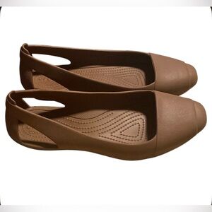 CROCS ICONIC LAURA WOMENS SZ 8 Brown SLIP ON BALLERINA CUTOUTS FLATS